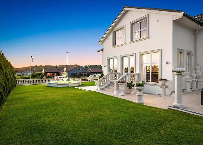 ヴィラ Villa Stavanger スタヴァンゲル